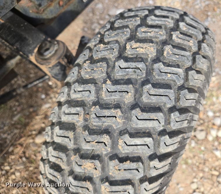 image for item EN8848 1991 John Deere F725 lawn mower