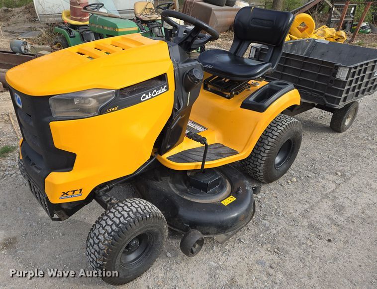 image for item EN8849 2018 Cub Cadet XT1 Enduro Series  lawn mower