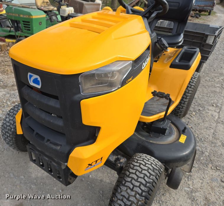image for item EN8849 2018 Cub Cadet XT1 Enduro Series  lawn mower