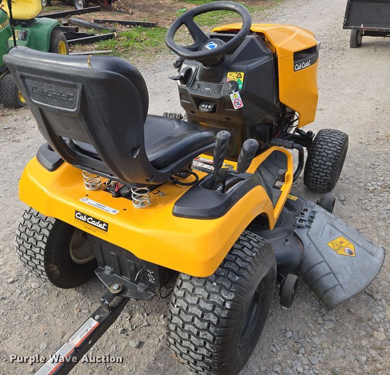 image for item EN8849 2018 Cub Cadet XT1 Enduro Series  lawn mower