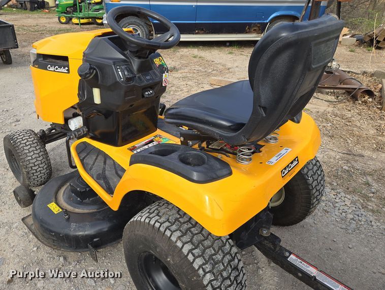 image for item EN8849 2018 Cub Cadet XT1 Enduro Series  lawn mower