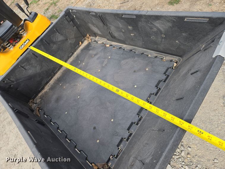 image for item EN8849 2018 Cub Cadet XT1 Enduro Series  lawn mower