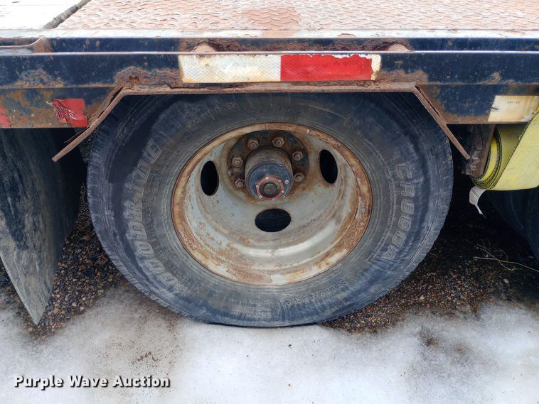 image for item EO0544 2016 Load Trail Load Max equipment trailer