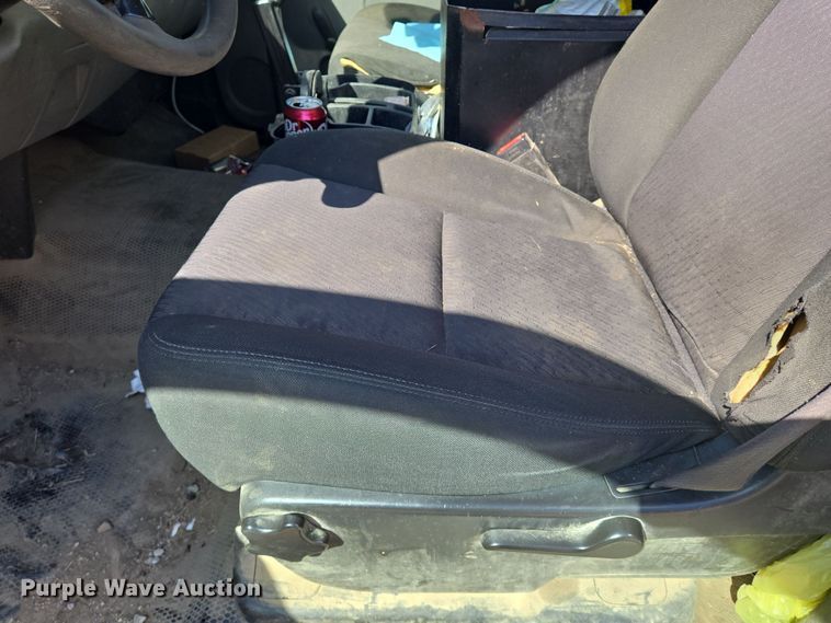 image for item EO0613 2013 Chevrolet Silverado 3500HD bucket truck