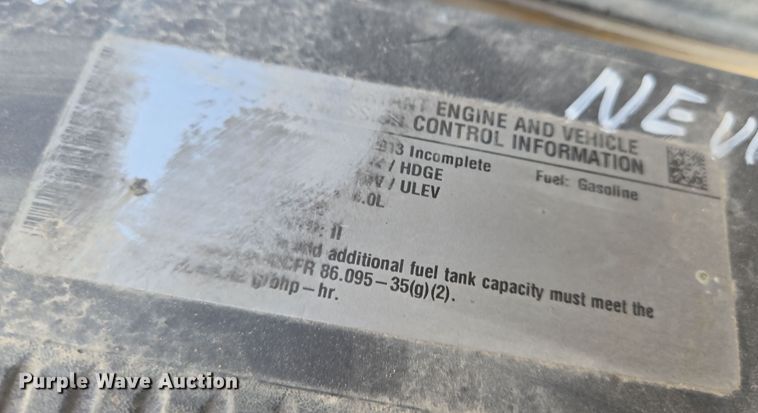 image for item EO0613 2013 Chevrolet Silverado 3500HD bucket truck