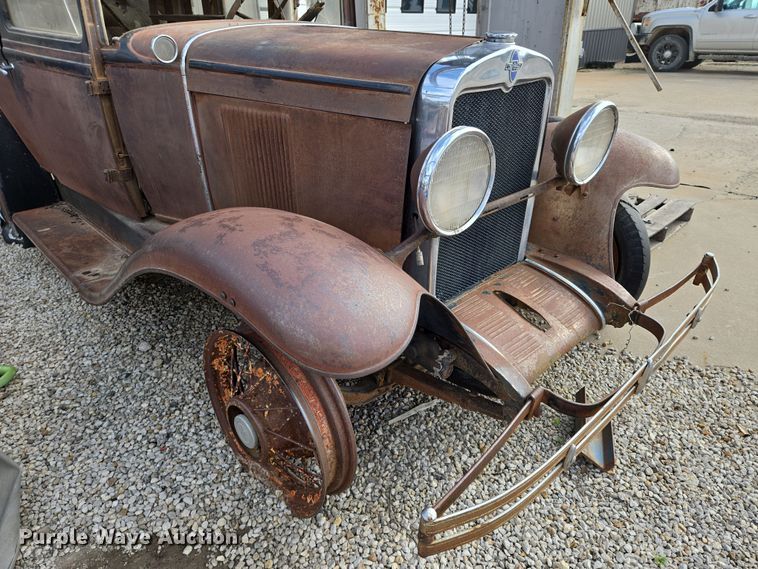 image for item EO0628 Chevrolet  sedan