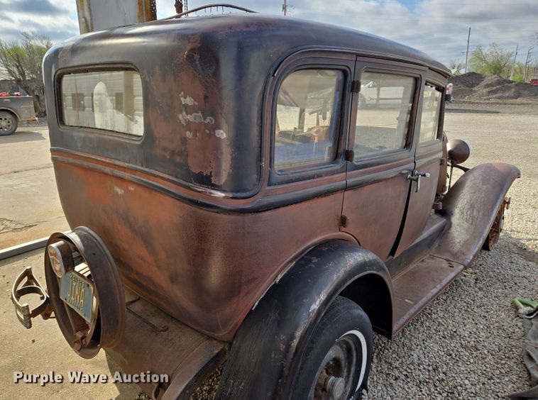 image for item EO0628 Chevrolet  sedan