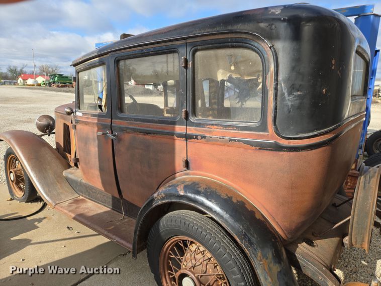 image for item EO0628 Chevrolet  sedan