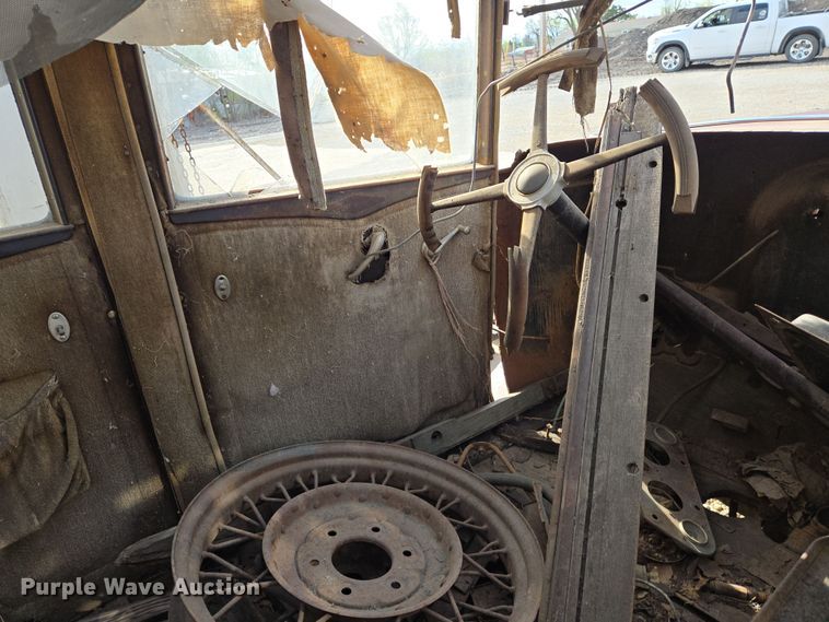 image for item EO0628 Chevrolet  sedan