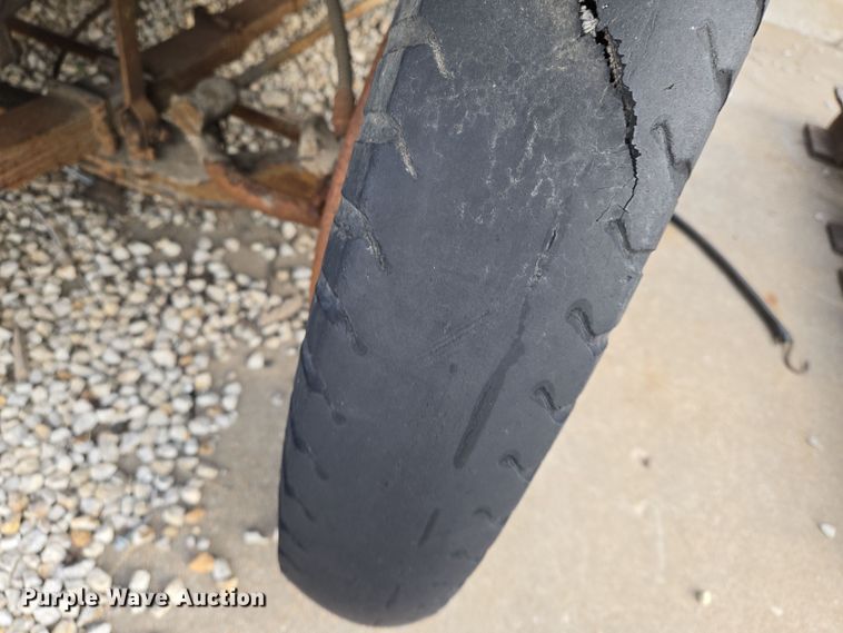 image for item EO0628 Chevrolet  sedan