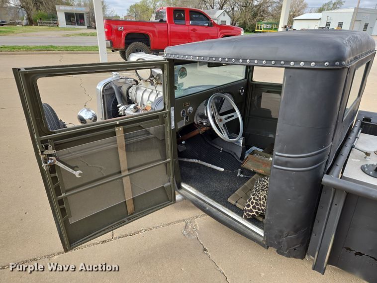 image for item EO0630 1929 Chevrolet Roadster rat rod pickup truck