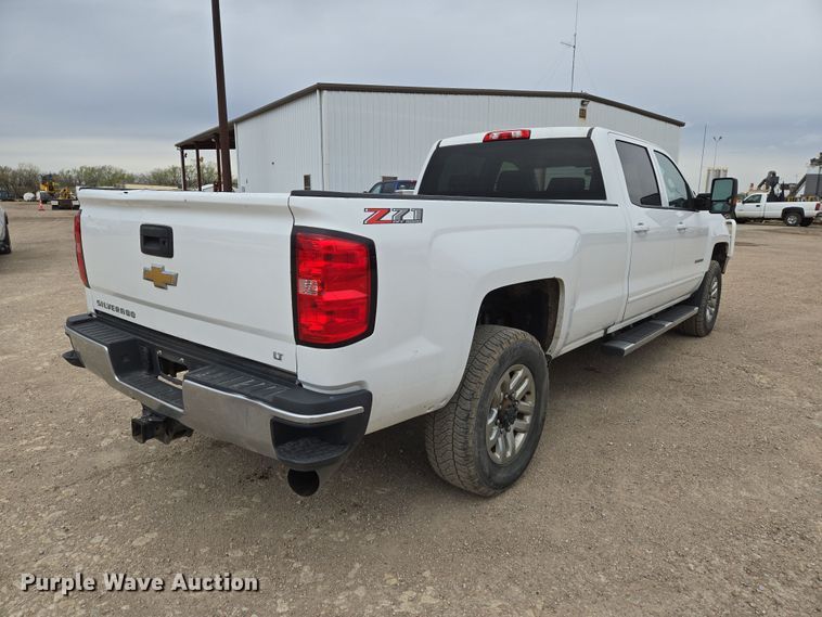 image for item EO0640 2019 Chevrolet Silverado 3500HD Crew Cab pickup truck