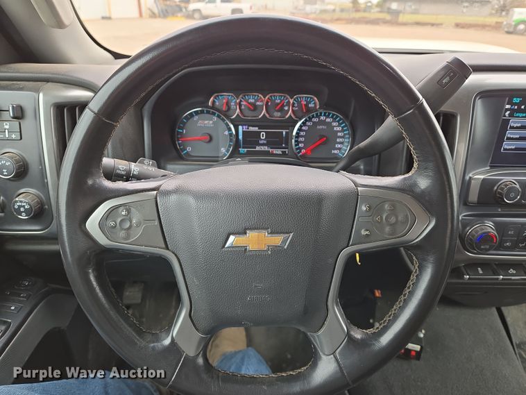 image for item EO0640 2019 Chevrolet Silverado 3500HD Crew Cab pickup truck