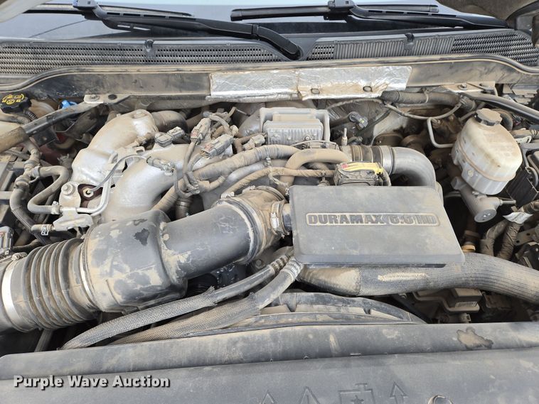 image for item EO0640 2019 Chevrolet Silverado 3500HD Crew Cab pickup truck