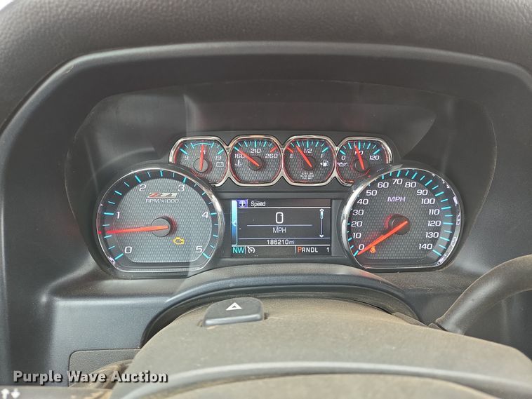 image for item EO0641 2019 Chevrolet Silverado 3500HD Crew Cab pickup truck