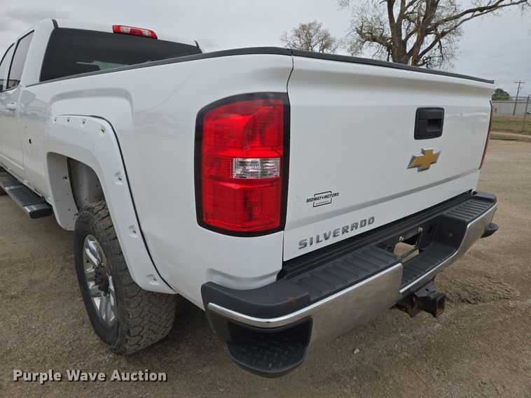 image for item EO0644 2019 Chevrolet Silverado 3500HD Crew Cab pickup truck