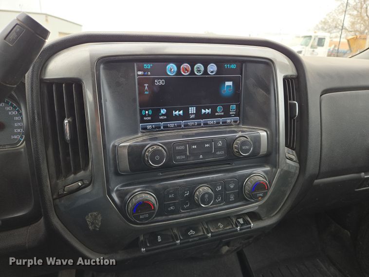 image for item EO0644 2019 Chevrolet Silverado 3500HD Crew Cab pickup truck