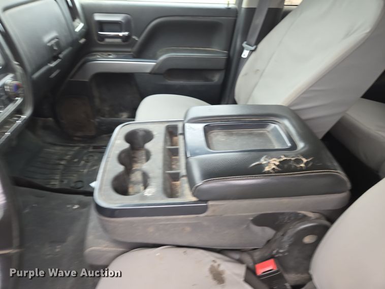 image for item EO0644 2019 Chevrolet Silverado 3500HD Crew Cab pickup truck