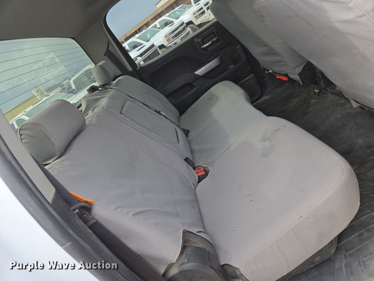 image for item EO0644 2019 Chevrolet Silverado 3500HD Crew Cab pickup truck