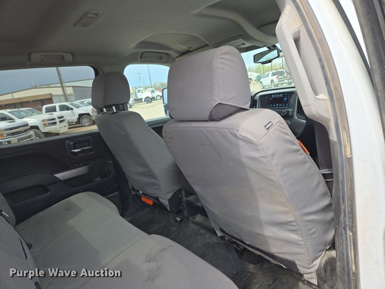 image for item EO0644 2019 Chevrolet Silverado 3500HD Crew Cab pickup truck