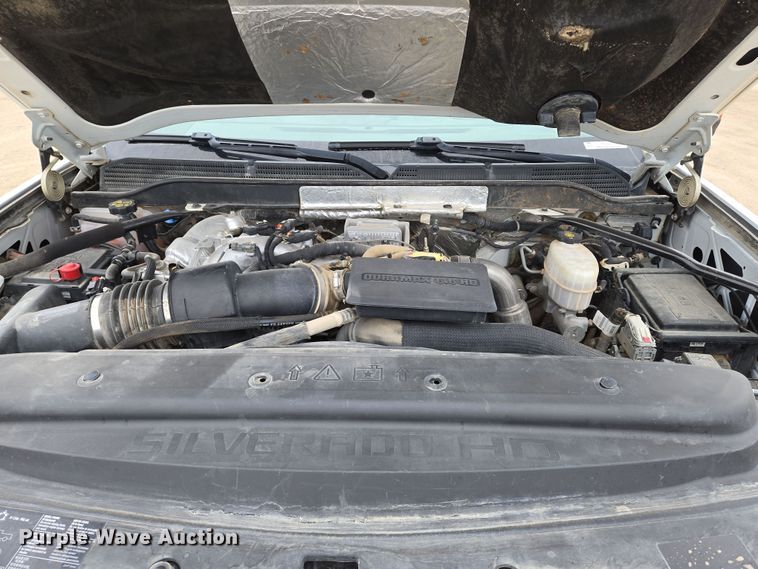 image for item EO0644 2019 Chevrolet Silverado 3500HD Crew Cab pickup truck