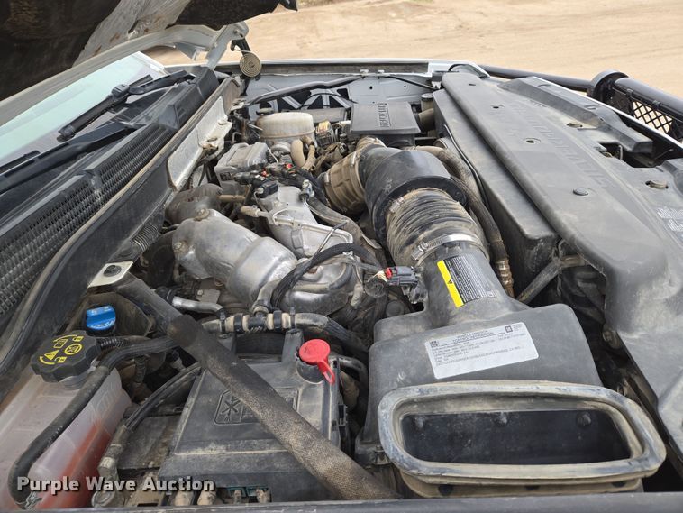 image for item EO0644 2019 Chevrolet Silverado 3500HD Crew Cab pickup truck