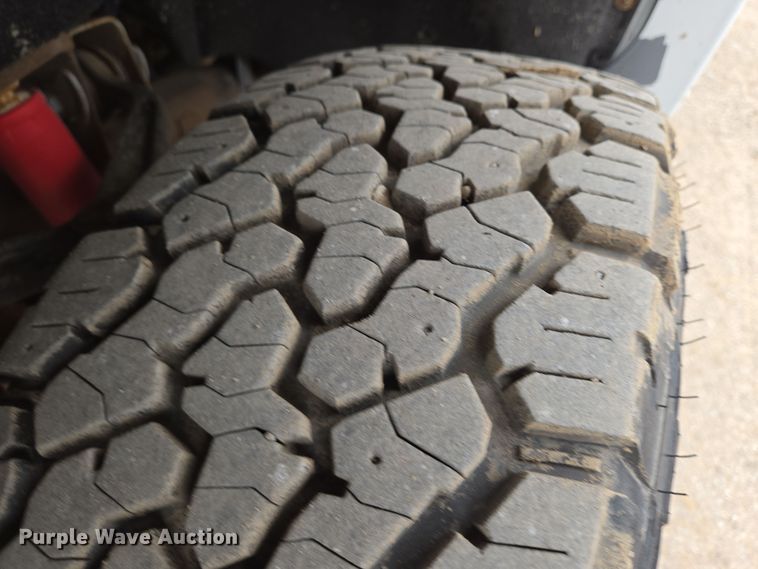 image for item EO0644 2019 Chevrolet Silverado 3500HD Crew Cab pickup truck