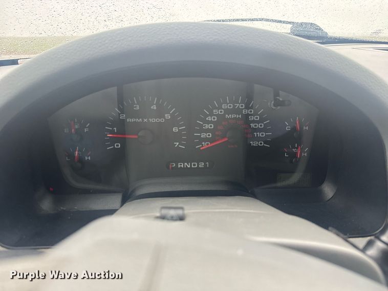 image for item EQ1238 2006 Ford F150 SuperCab pickup truck