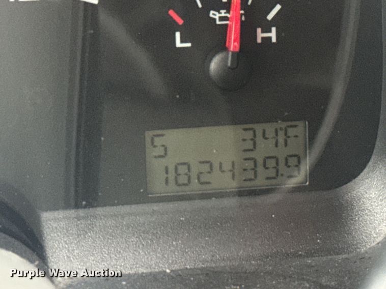 image for item EQ1238 2006 Ford F150 SuperCab pickup truck