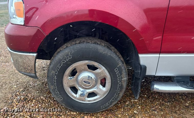 image for item EQ1238 2006 Ford F150 SuperCab pickup truck