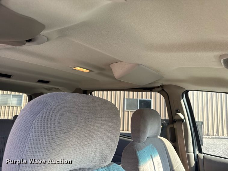 image for item EQ1239 2003 Chevrolet Venture van