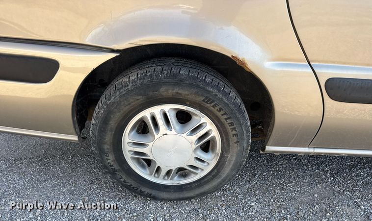 image for item EQ1239 2003 Chevrolet Venture van