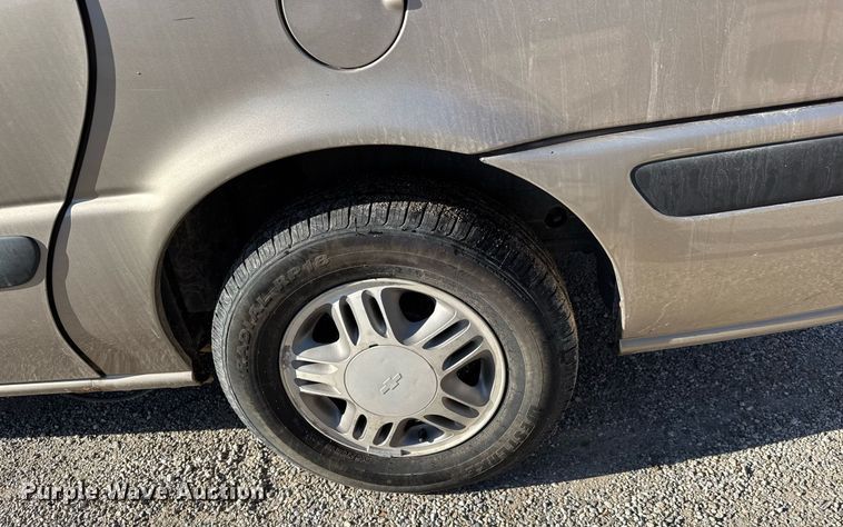 image for item EQ1239 2003 Chevrolet Venture van