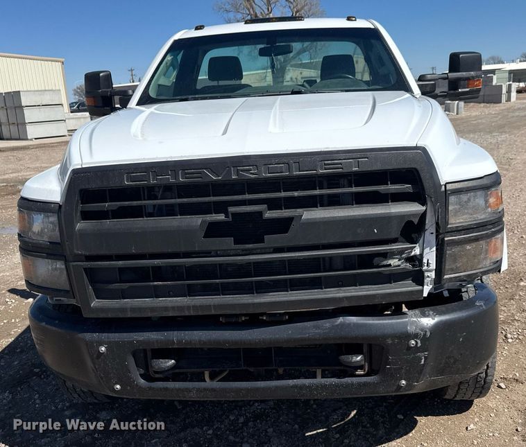 image for item EQ1242 2019 Chevrolet Silverado 5500HD truck cab and chassis
