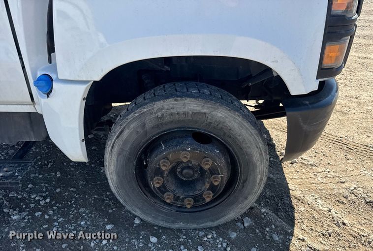 image for item EQ1242 2019 Chevrolet Silverado 5500HD truck cab and chassis