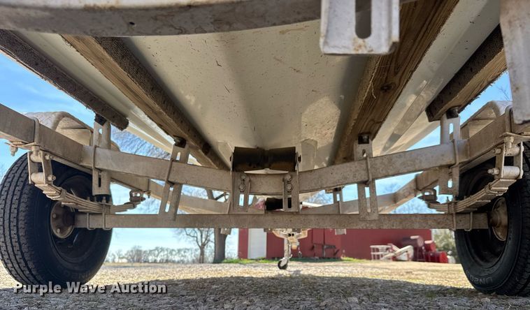 image for item EQ1243 1988 Thunder Craft 152 Capri boat