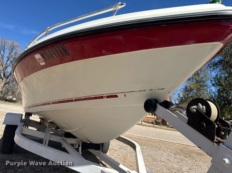 image for item EQ1243 1988 Thunder Craft 152 Capri boat