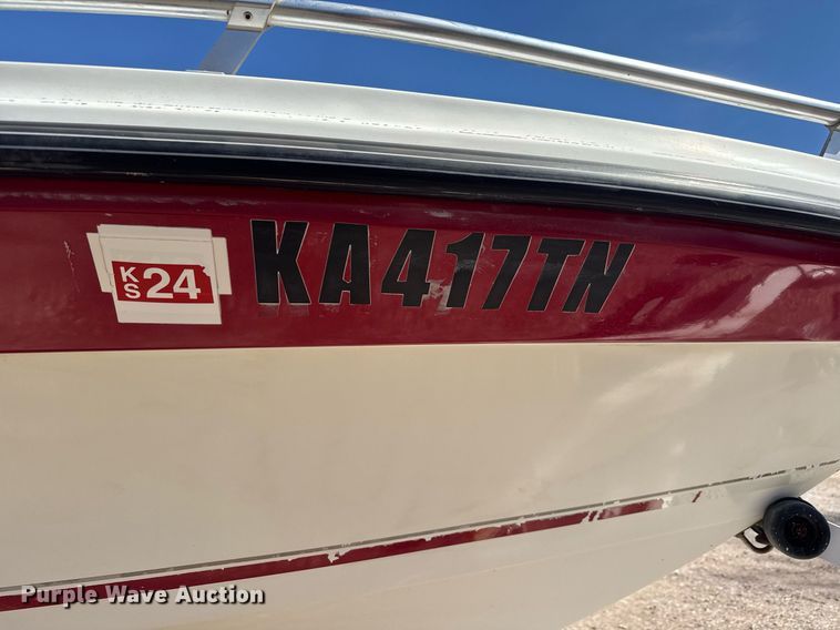 image for item EQ1243 1988 Thunder Craft 152 Capri boat