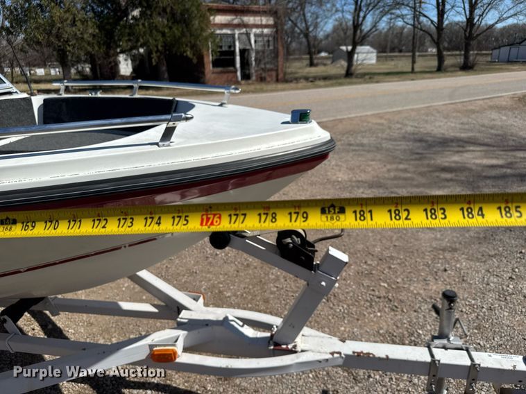 image for item EQ1243 1988 Thunder Craft 152 Capri boat