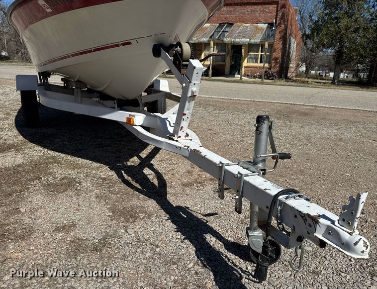 image for item EQ1243 1988 Thunder Craft 152 Capri boat