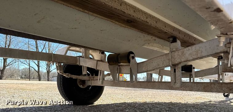 image for item EQ1243 1988 Thunder Craft 152 Capri boat