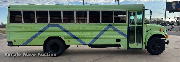 image for item EQ1256 1992 International 3800 school bus