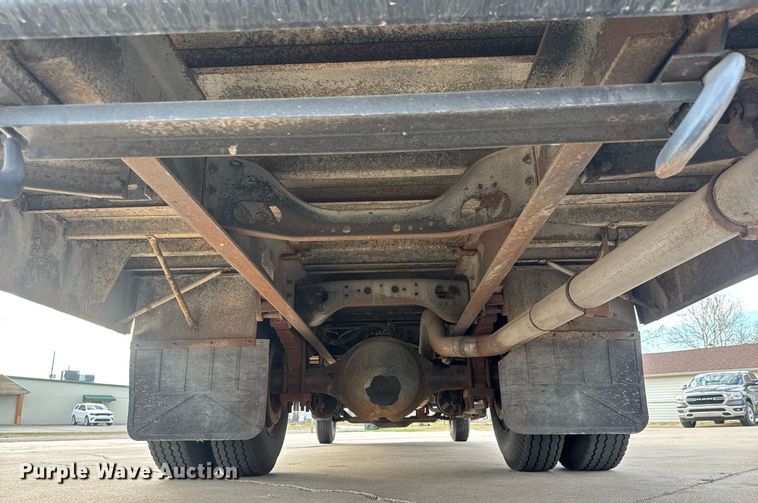 image for item EQ1256 1992 International 3800 school bus