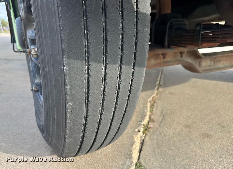 image for item EQ1256 1992 International 3800 school bus