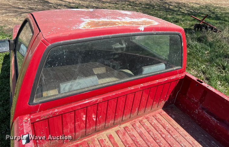 image for item EQ1260 1991 Dodge Dakota pickup truck