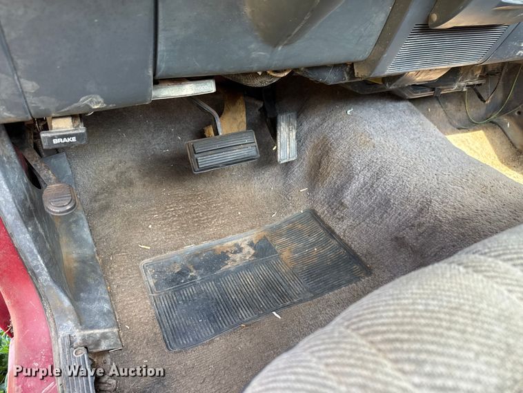 image for item EQ1260 1991 Dodge Dakota pickup truck