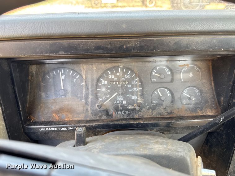 image for item EQ1260 1991 Dodge Dakota pickup truck