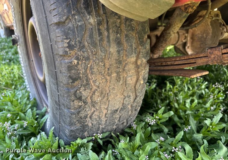 image for item EQ1260 1991 Dodge Dakota pickup truck