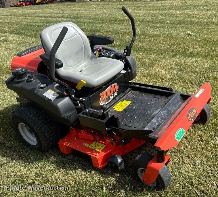 image for item EQ1262 Ariens Zoom 42 XL ZTR lawn mower