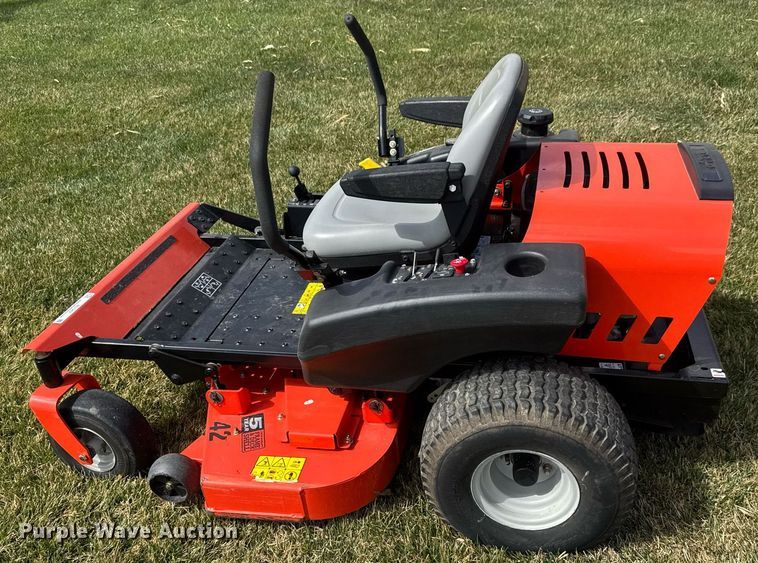 image for item EQ1262 Ariens Zoom 42 XL ZTR lawn mower